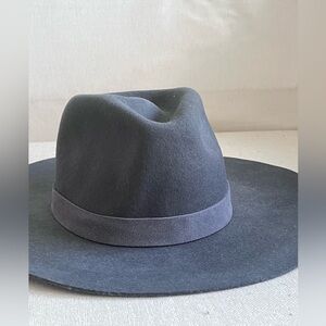 Gray women’s hat